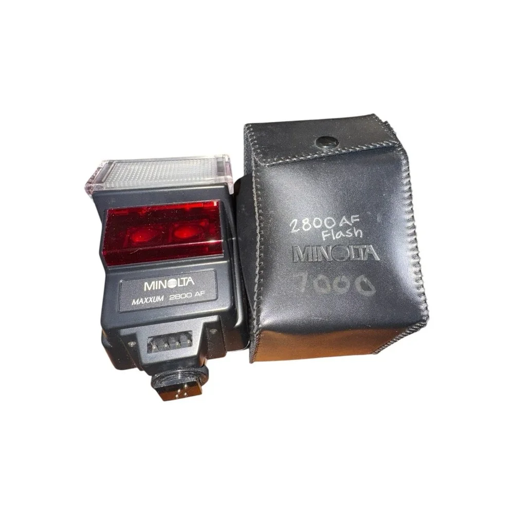 Vintage -‎ Minolta Maxxum 2800 AF Flash Unit with Case